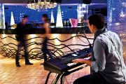 bk-5_nightclub_gal